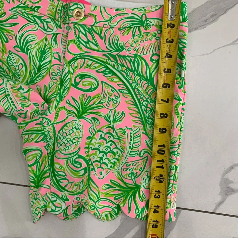 Lilly Pulitzer Shorts Women 2 Darci Knit Short Mandevilla Pineapple Scallop Hem